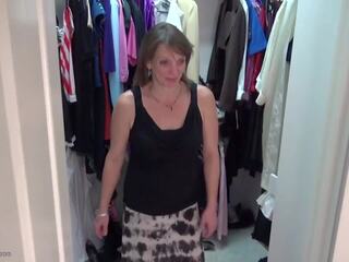 Amateur reif hausfrau bating im wardrobe: kostenlos xxx video 87