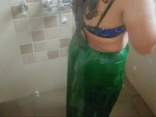 Indian Stepmom Bathroom Sex, Free nubile xxx clip a2