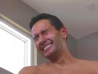 Fuck a owadan sikli aýal in bed before going to sleep | xhamster